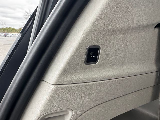 Used 2023 Chrysler Pacifica - photo 21