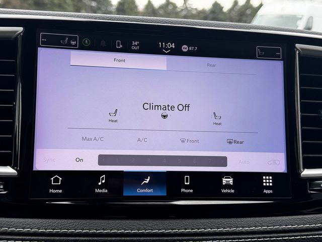 Used 2023 Chrysler Pacifica - photo 31