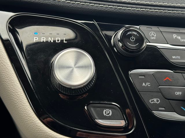 Used 2023 Chrysler Pacifica - photo 37