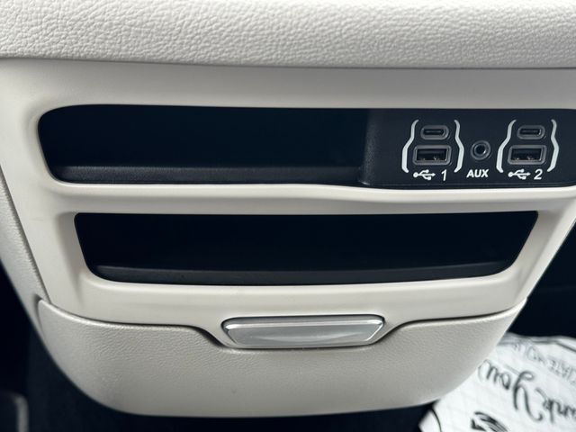 Used 2023 Chrysler Pacifica - photo 38