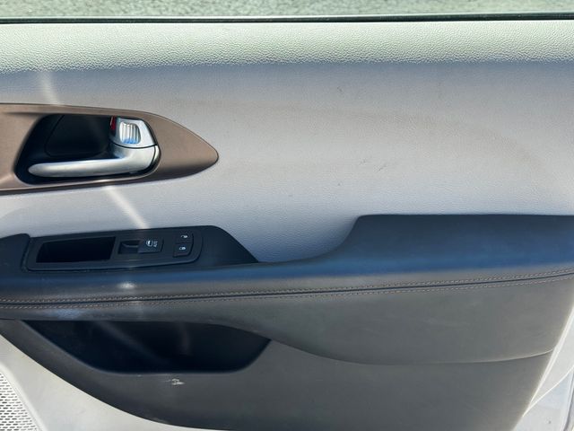 Used 2017 Chrysler Pacifica - photo 14