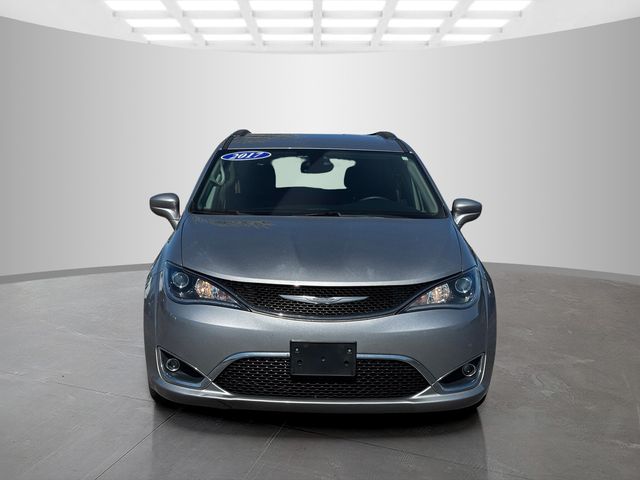 Used 2017 Chrysler Pacifica - photo 9