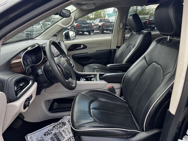 Used 2023 Chrysler Pacifica - photo 24