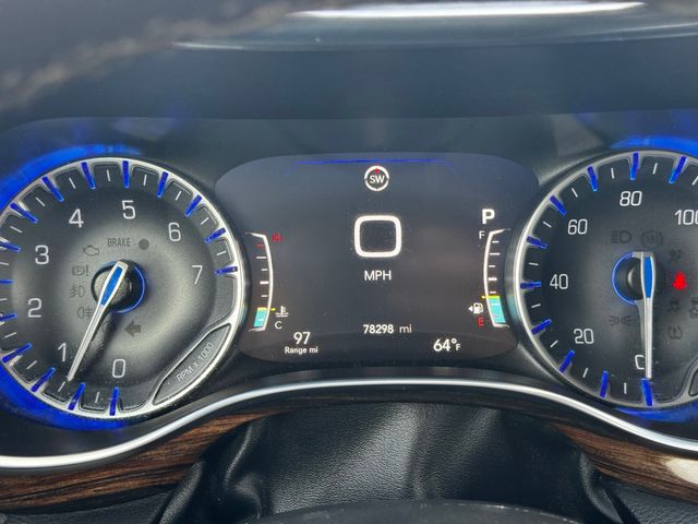 Used 2023 Chrysler Pacifica - photo 30
