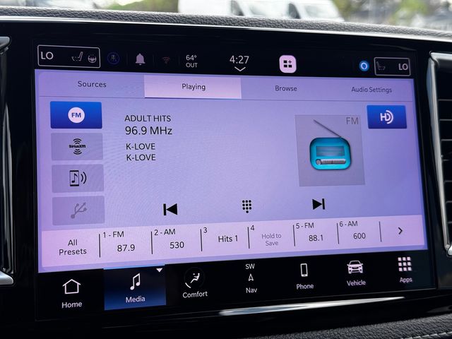 Used 2023 Chrysler Pacifica - photo 31
