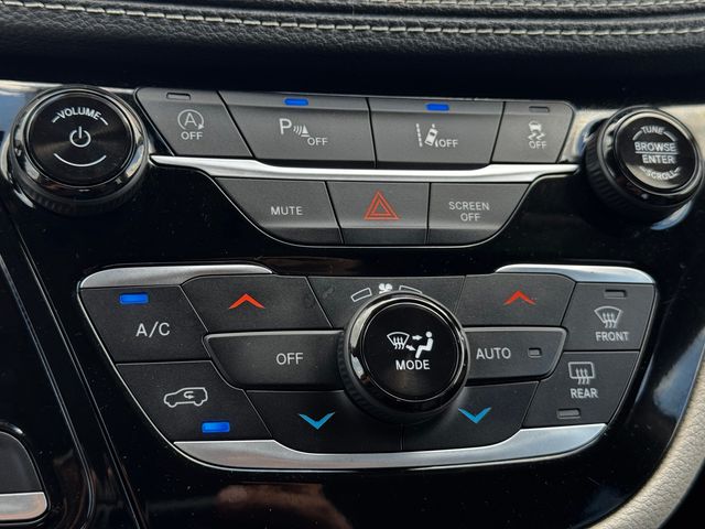 Used 2023 Chrysler Pacifica - photo 39