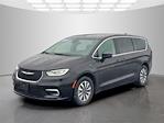 2023 Chrysler Pacifica FWD Minivan for sale #M541580M - photo 3