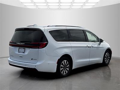 2021 Chrysler Pacifica FWD Minivan for sale #M581130S - photo 2