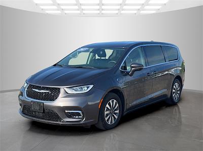 2023 Chrysler Pacifica FWD Minivan for sale #M588488M - photo 1