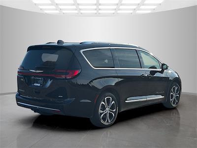 2025 Chrysler Pacifica AWD Minivan for sale #M595884P - photo 2