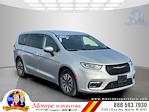 2023 Chrysler Pacifica FWD Minivan for sale #M599182M - photo 1