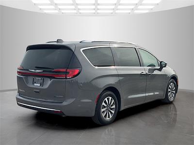 Used 2021 Chrysler Pacifica Touring L Minivan for sale #M599660M - photo 2