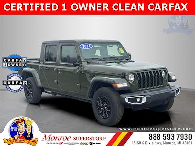 2021 Jeep Gladiator Crew Cab 4x4 Pickup for sale #M611360P - photo 1
