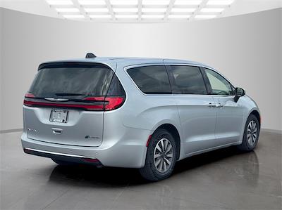 2023 Chrysler Pacifica FWD Minivan for sale #M618205R - photo 2