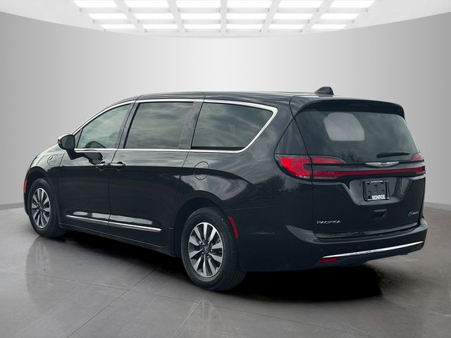 Used 2023 Chrysler Pacifica - photo 7