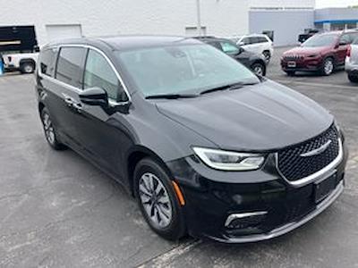 2023 Chrysler Pacifica FWD Minivan for sale #M631485M - photo 1