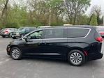 2023 Chrysler Pacifica FWD Minivan for sale #M631485M - photo 6