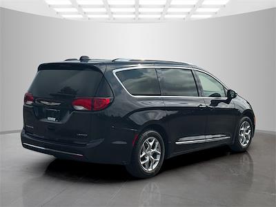 2019 Chrysler Pacifica FWD Minivan for sale #M751708N - photo 2