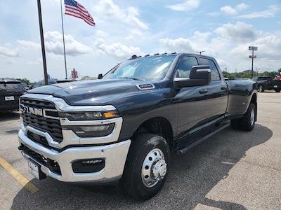New 2026 Ram 3500 Tradesman Crew Cab 4x4 DRW Pickup for sale #R26001 - photo 1