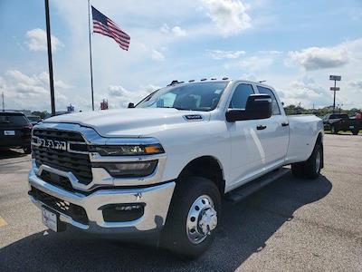 New 2026 Ram 3500 Tradesman Crew Cab 4x4 DRW Pickup for sale #R26004 - photo 1