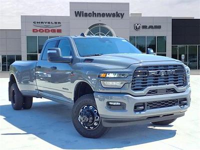 New 2026 Ram 3500 Big Horn Crew Cab 4x4 DRW Pickup for sale #W260067 - photo 1