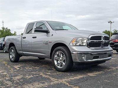 2024 Ram 1500 Classic Crew Cab 4x4, Pickup for sale #M432 - photo 2