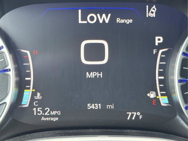 Used 2025 Chrysler Pacifica - photo 19