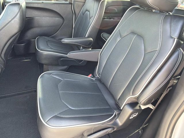 Used 2024 Chrysler Pacifica - photo 16