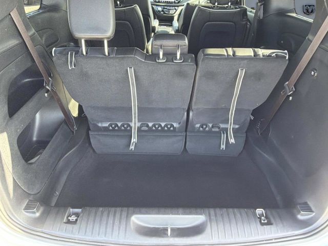 Used 2024 Chrysler Pacifica - photo 19