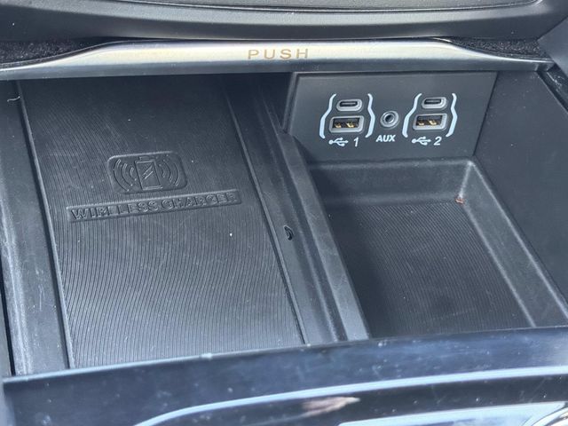 Used 2024 Chrysler Pacifica - photo 24