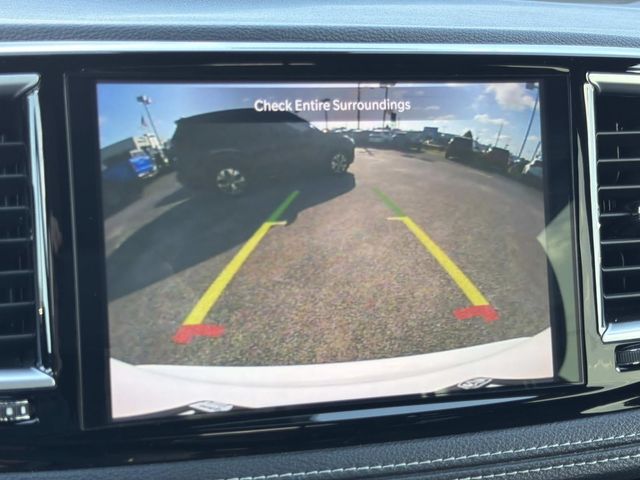 Used 2024 Chrysler Pacifica - photo 27