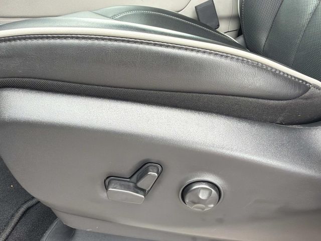 Used 2024 Chrysler Pacifica - photo 15