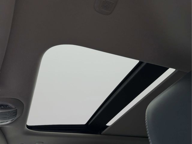 Used 2024 Chrysler Pacifica - photo 20