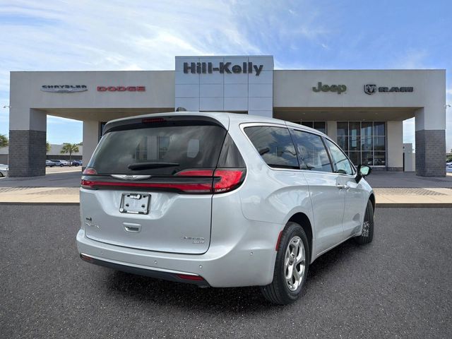 Used 2024 Chrysler Pacifica - photo 6