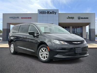 Used 2023 Chrysler Voyager - photo 1