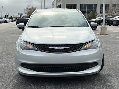 Used 2023 Chrysler Voyager - photo 1