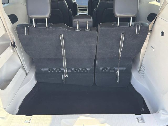 Used 2023 Chrysler Pacifica - photo 18