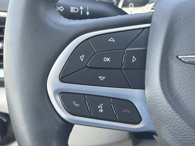 Used 2023 Chrysler Pacifica - photo 21