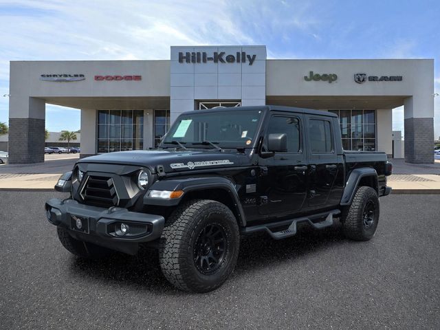 Used 2022 Jeep Gladiator - photo 2