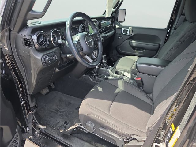 Used 2022 Jeep Gladiator - photo 6