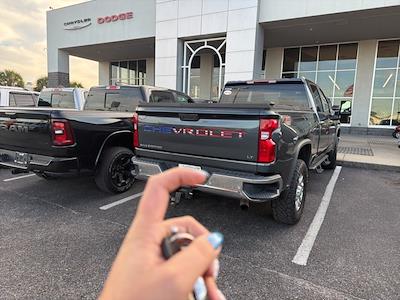 Used 2020 Chevrolet Silverado 2500 LT Crew Cab for sale #T761032 - photo 2