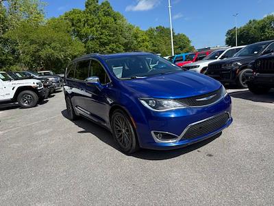 2018 Chrysler Pacifica FWD Minivan for sale #T764271 - photo 2