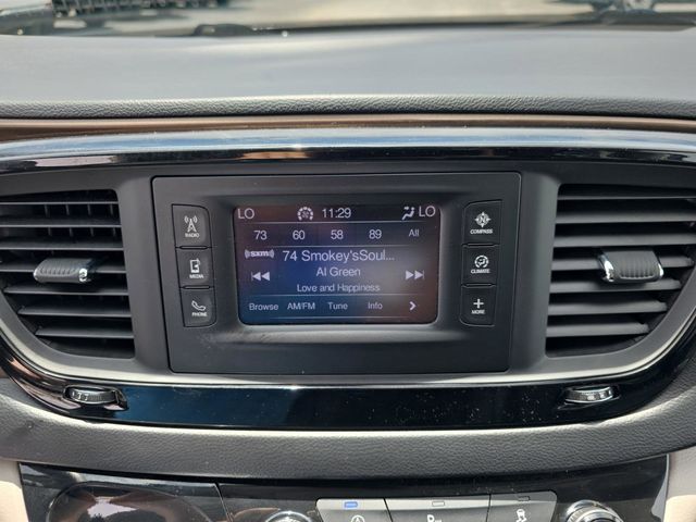 Used 2017 Chrysler Pacifica - photo 23