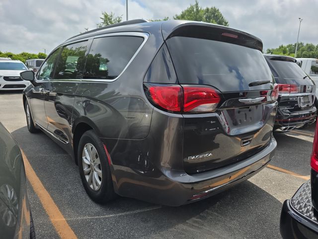 Used 2017 Chrysler Pacifica - photo 6