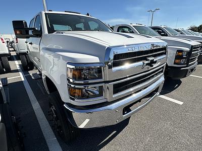 New 2024 Chevrolet Silverado 4500 LT Crew Cab 4WD Cab Chassis for sale #CR82216 - photo 1