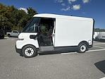 2025 Chevrolet BrightDrop 400 Standard Roof FWD Step Van / Walk-in for sale #CS06177 - photo 32