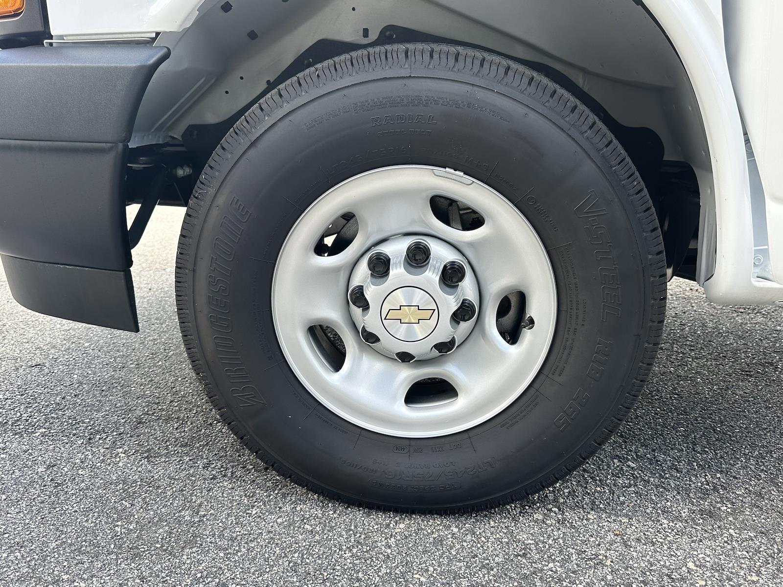 New 2025 Chevrolet Express 2500 - photo 45