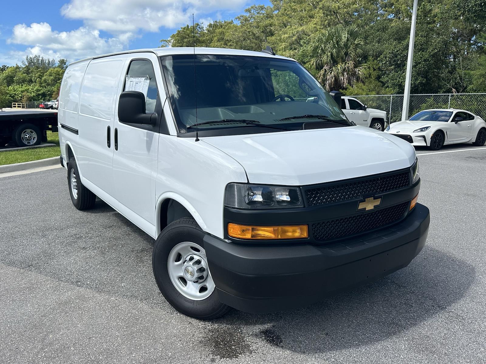 New 2025 Chevrolet Express 2500 - photo 13