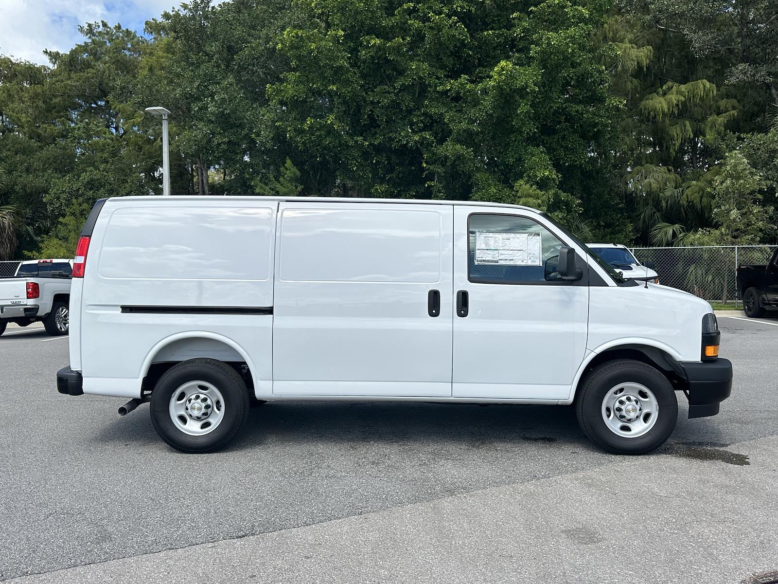 New 2025 Chevrolet Express 2500 - photo 12