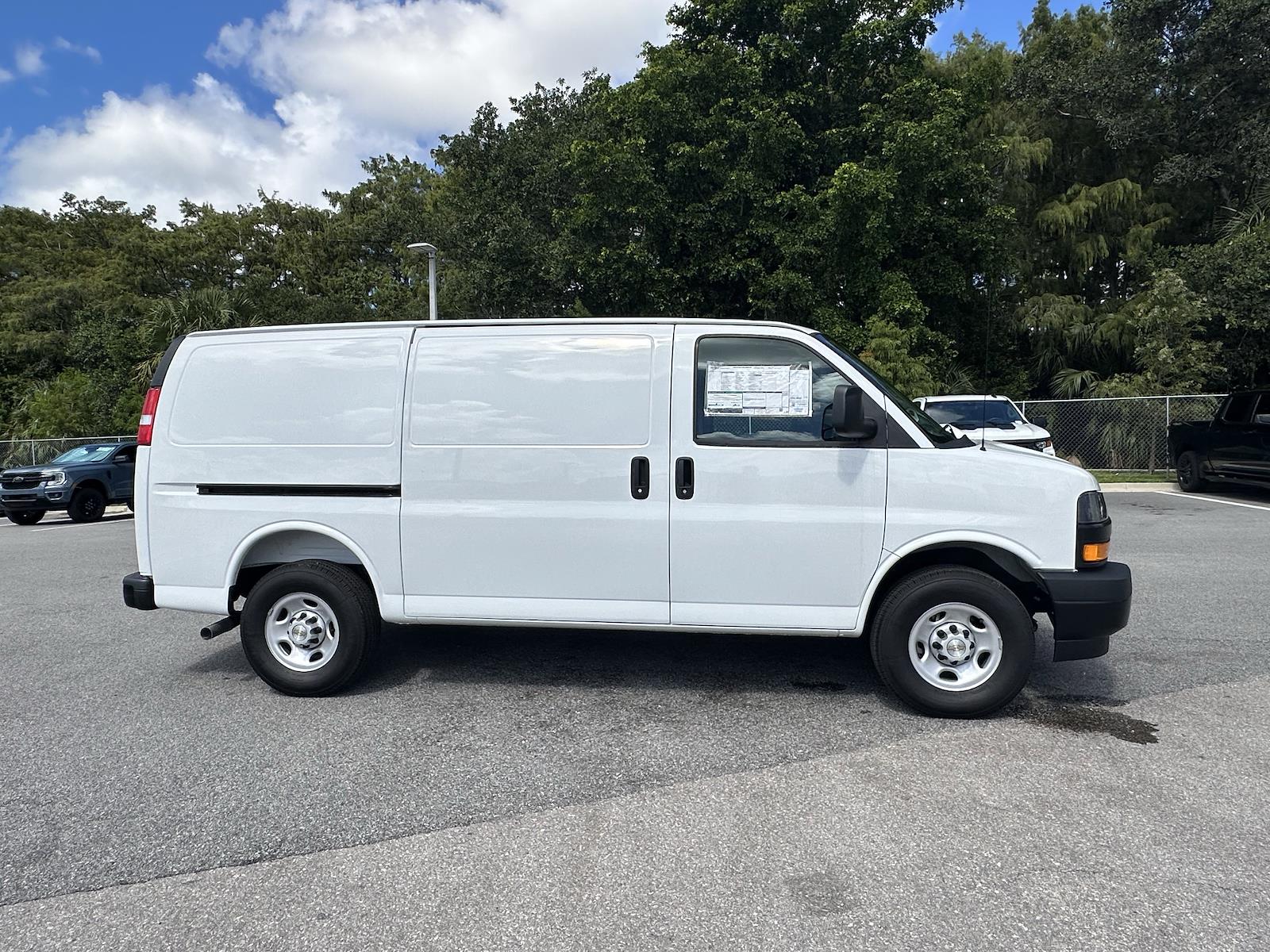 New 2025 Chevrolet Express 2500 - photo 11